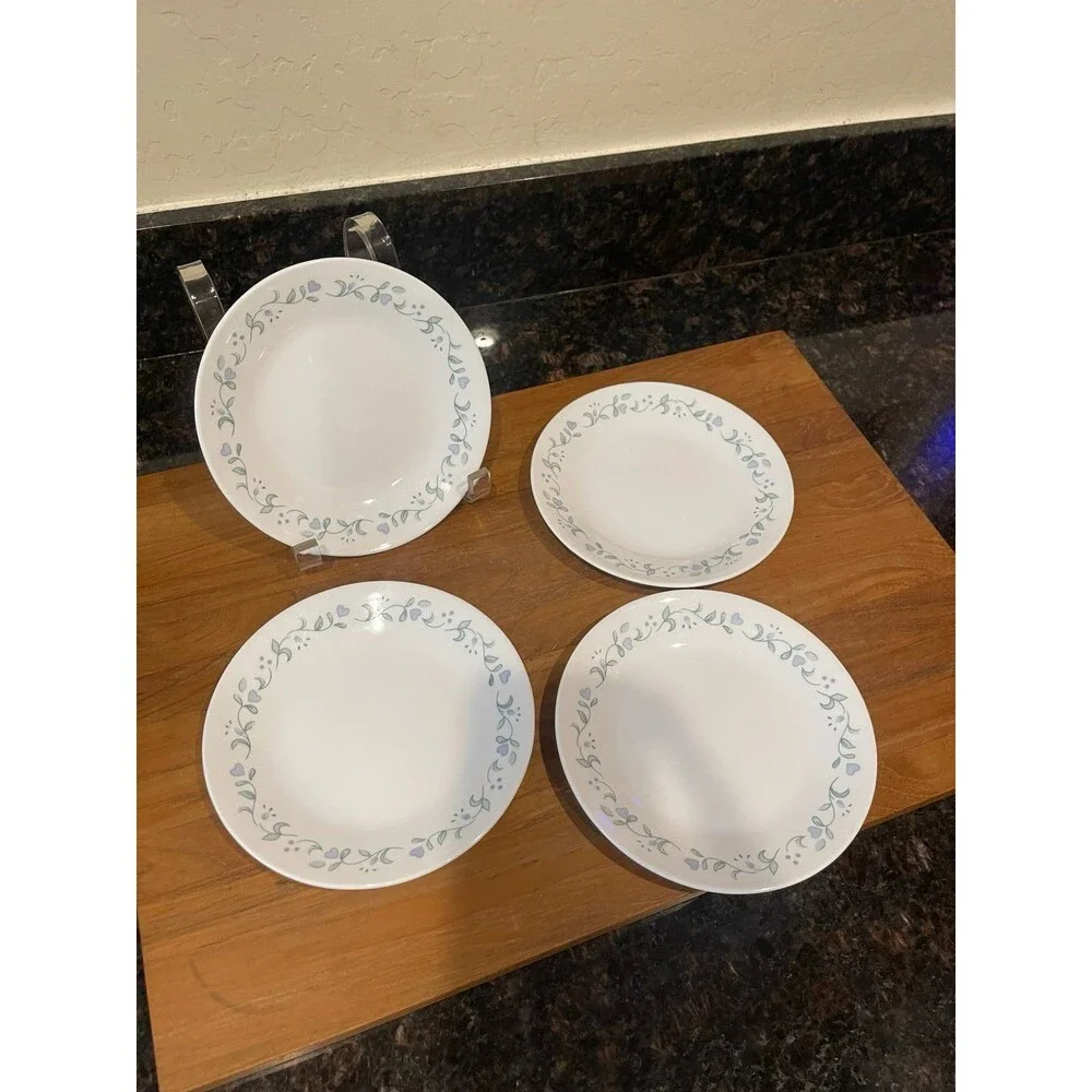 4 Corelle Country Cottage bread/salad plates